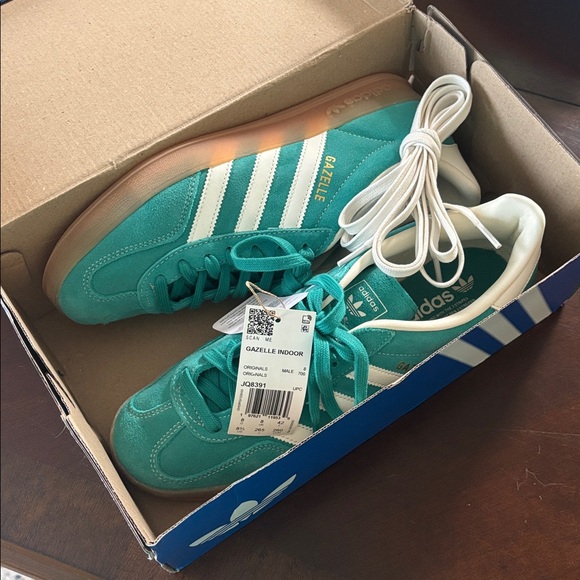 adidas Originals Other - adidas Originals Gazelle Sneakers - Teal/White
M 8 1/2
W 9 1/2